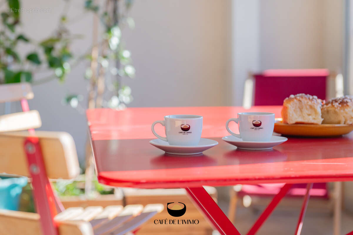 Appartement à MARSEILLE-5E