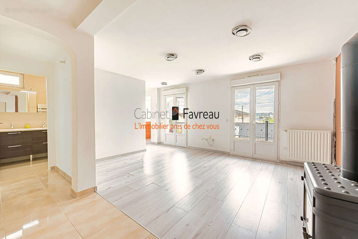 Maison à L&#039;HAY-LES-ROSES