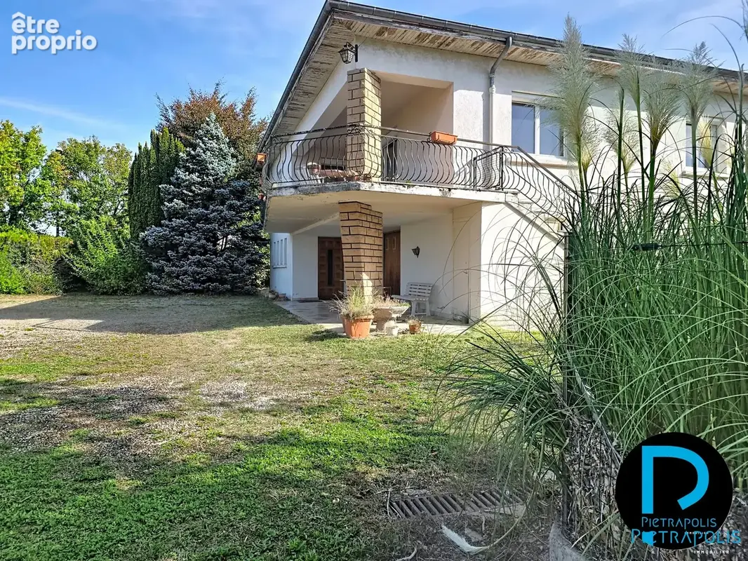 Maison 6 pièces 120 m² à vendre à Neuville-Les-Dames (01400) - photo 2