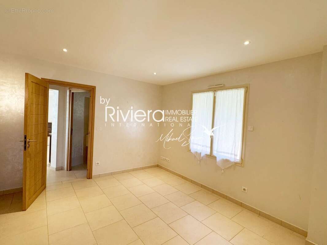 Propriété 300m2 - Piscine - Vue mer - photo 20