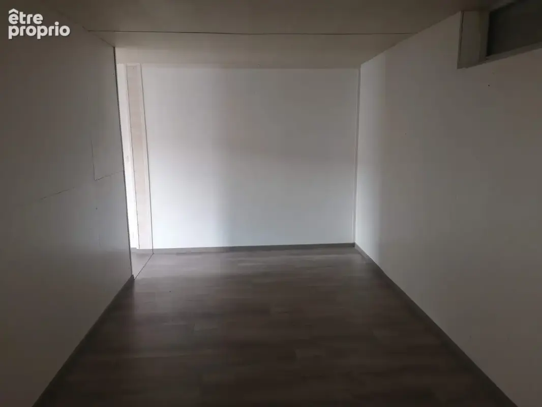 Commerce 41 m² à Saint-Martin-Des-Champs  - photo 8