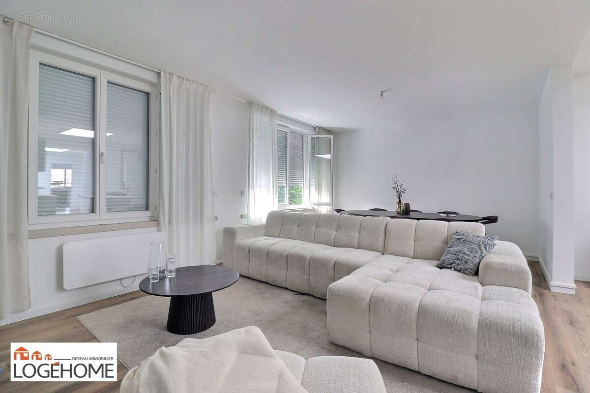 Autre à HELLEMMES-LILLE