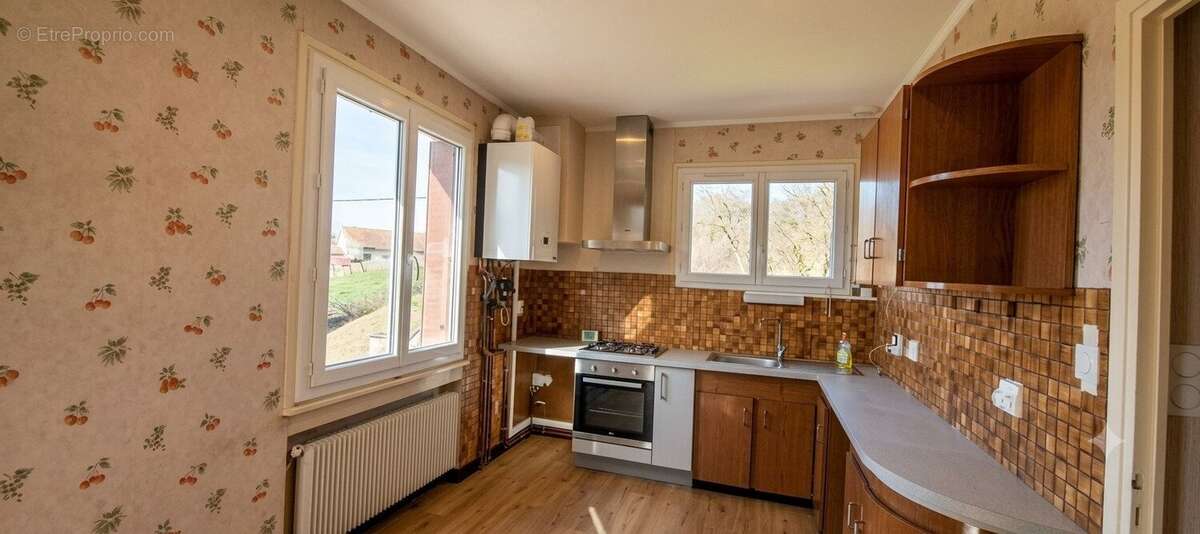 EXCLUSIVITÉ : Grand ensemble immobilier de 250 m² - photo 3