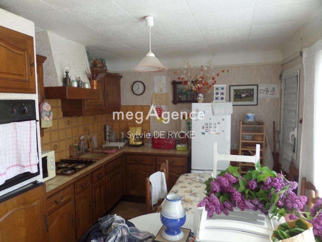 Maison à PONT-SUR-YONNE