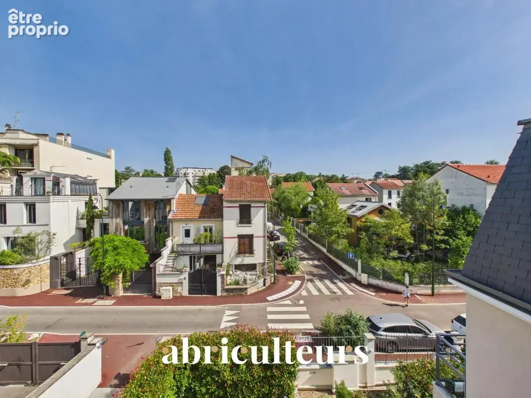 Appartement à GARCHES