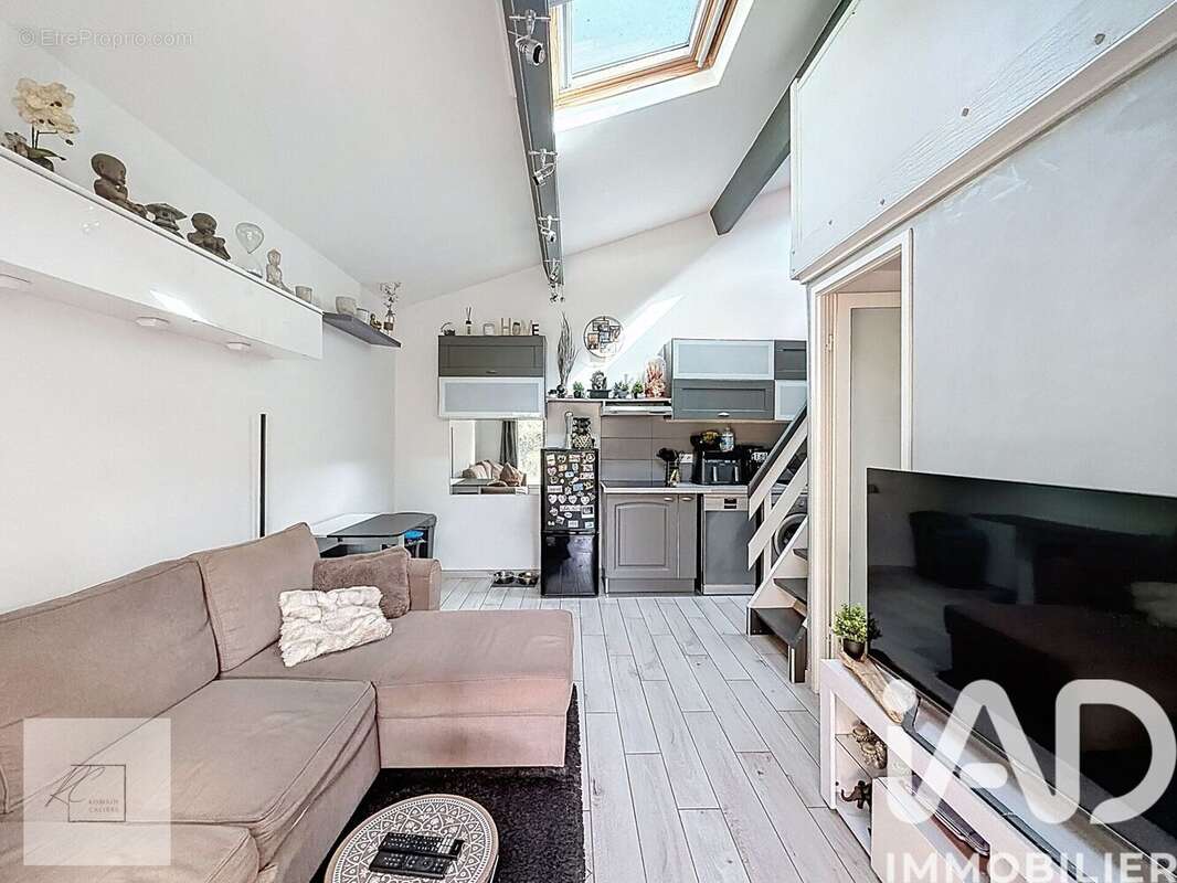 Photo 2 - Appartement à BAGNOLS-EN-FORET