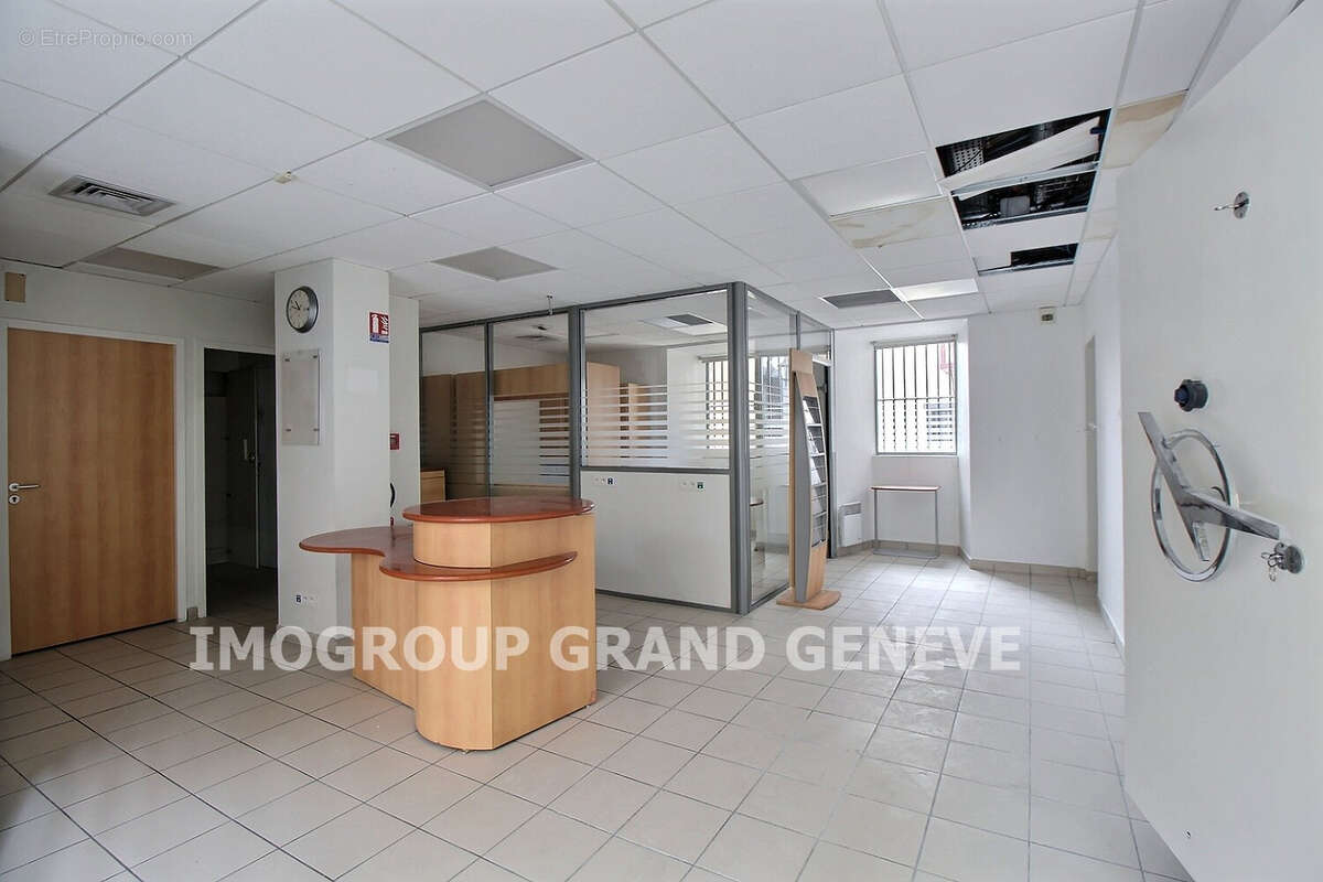 Commerce à BONNEVILLE