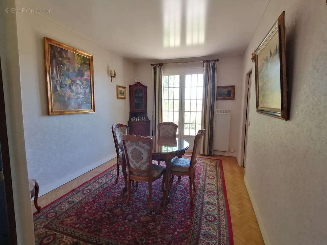 Maison à CERNAY-LA-VILLE