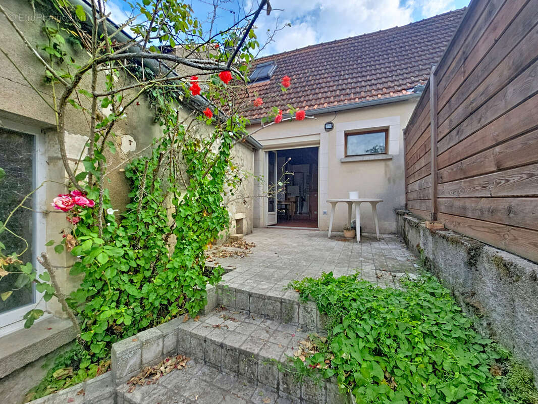Maison à TRACY-SUR-LOIRE
