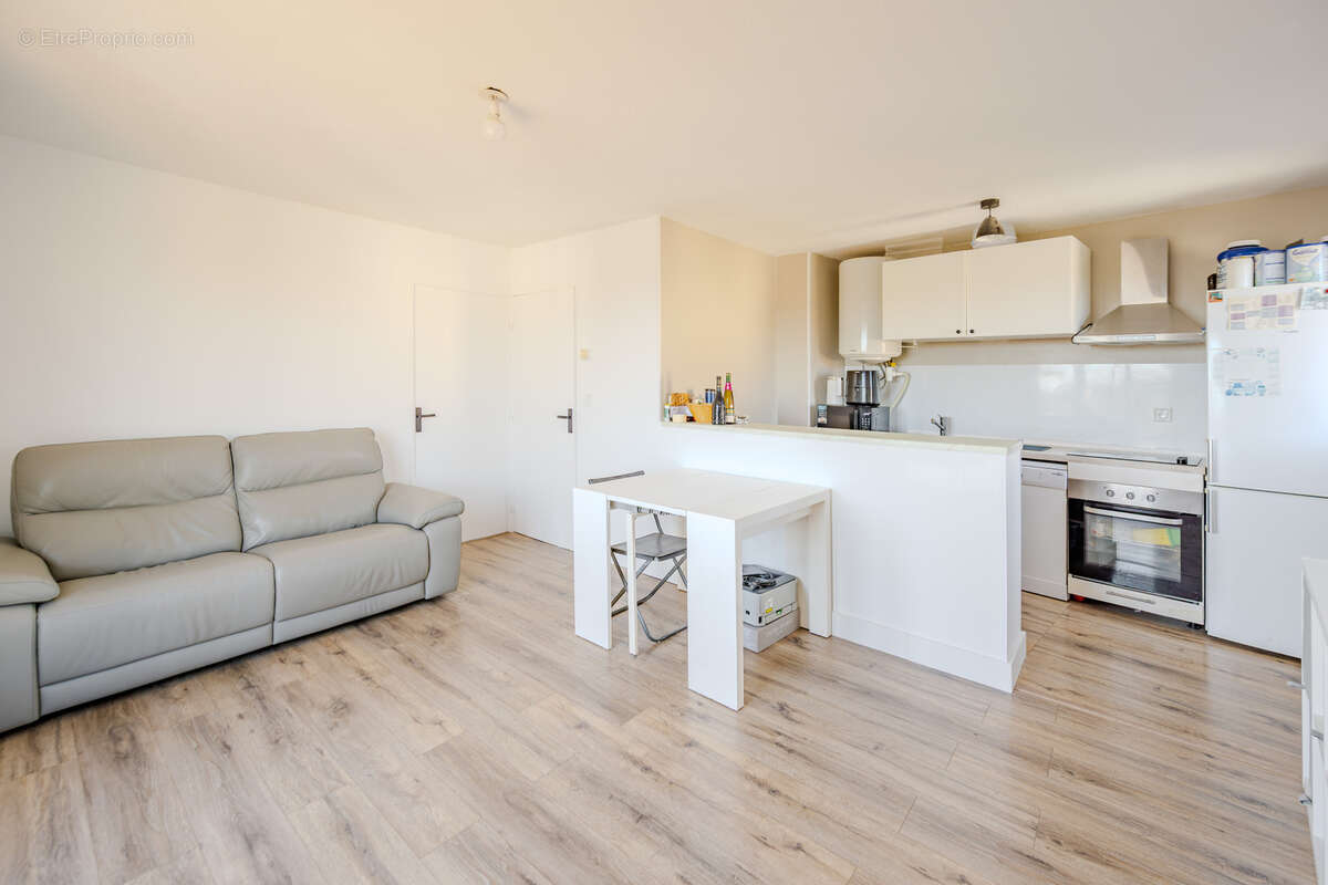 Appartement à HYERES