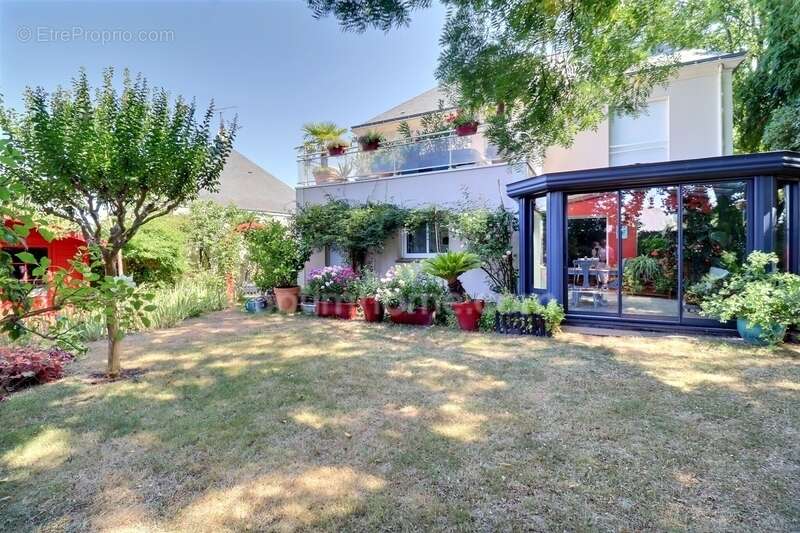 Maison contemporaine t7 - 175 m²  orvault (petit chantilly) - photo 12