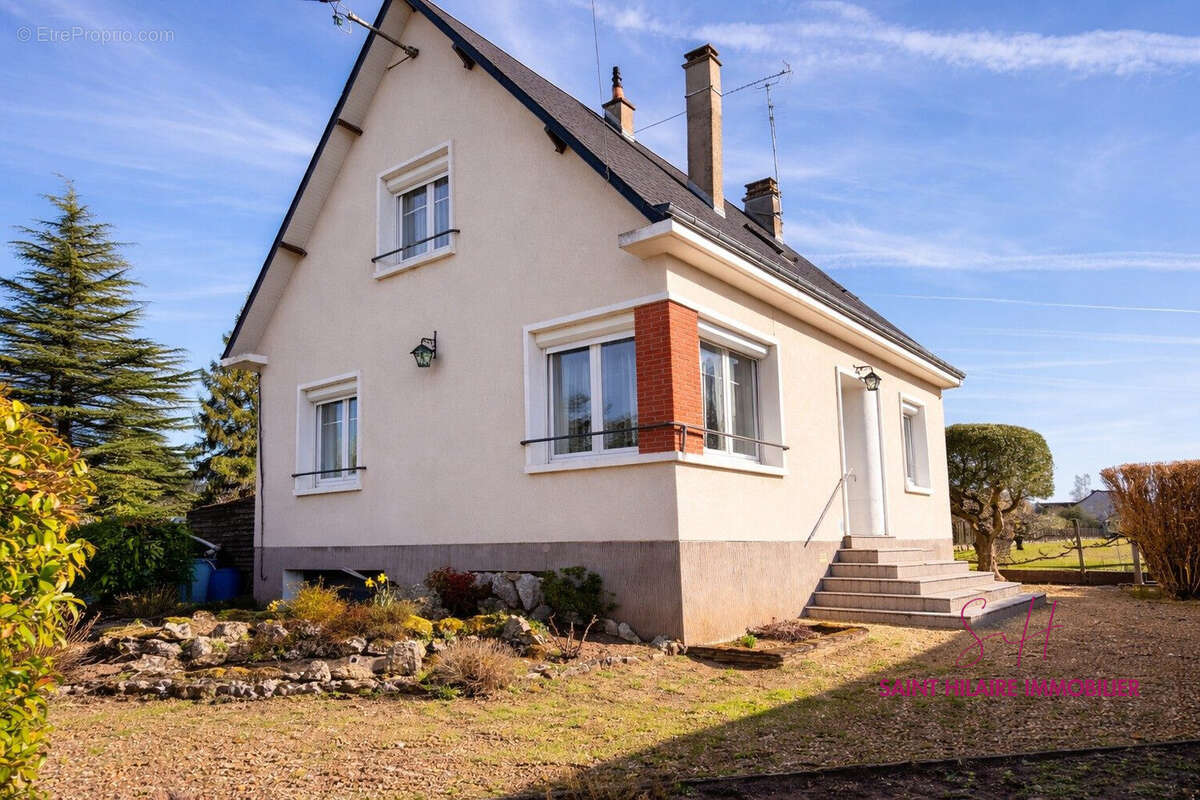 Maison à SAINT-HILAIRE-SAINT-MESMIN