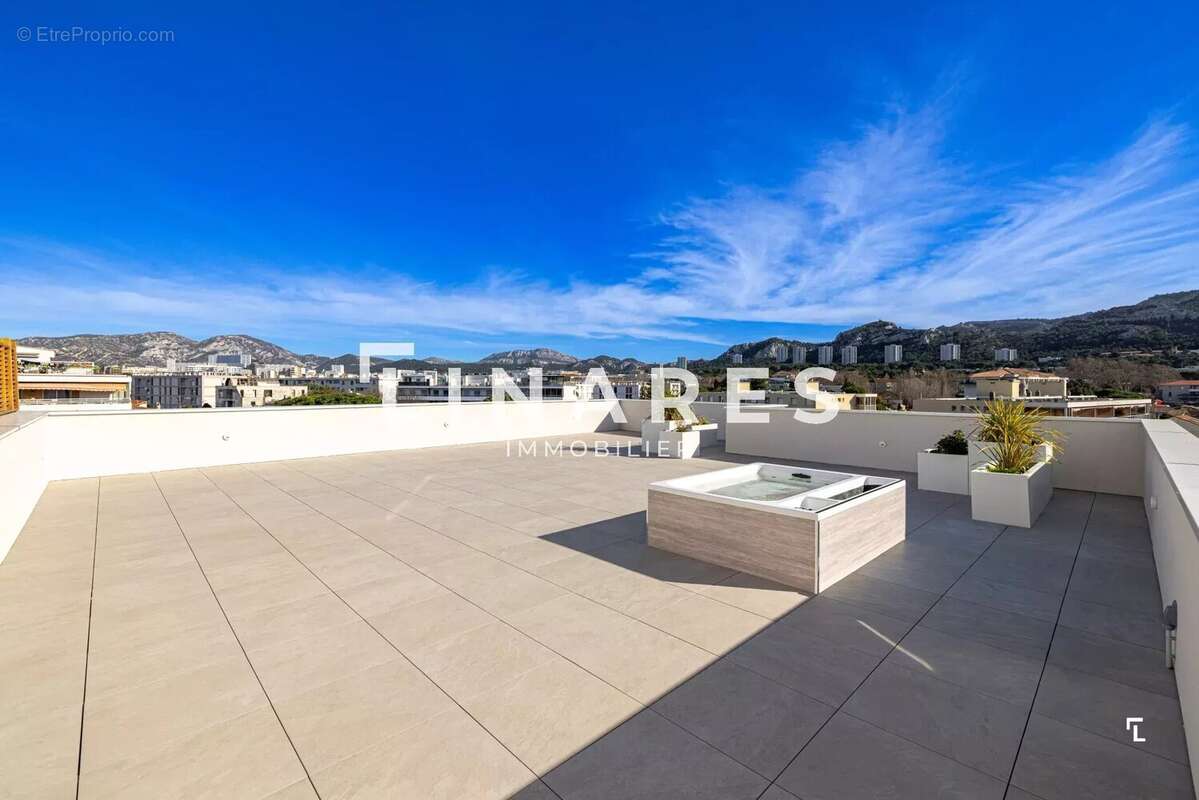 Appartement à MARSEILLE-8E