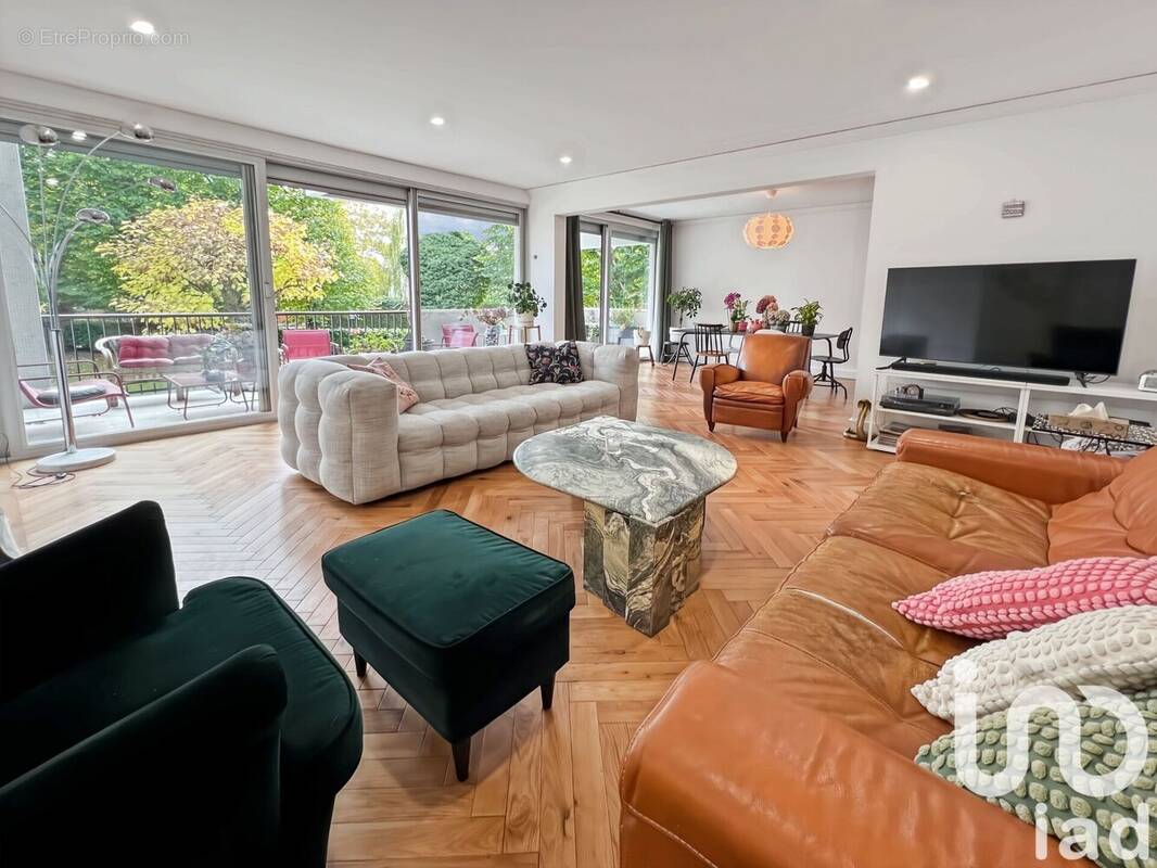 Photo 1 - Appartement à LA CELLE-SAINT-CLOUD