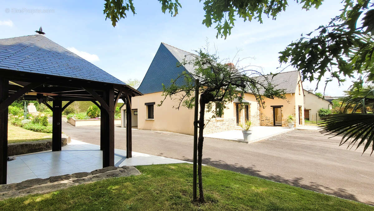 Maison à CHATEAUGIRON