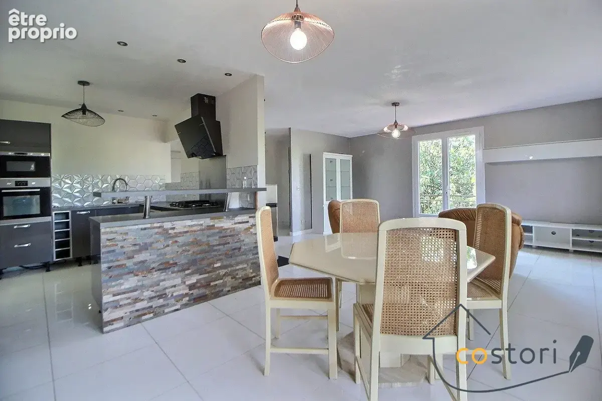 Maison 5 pièces 94 m² à vendre à Flayosc (83780) - photo 4