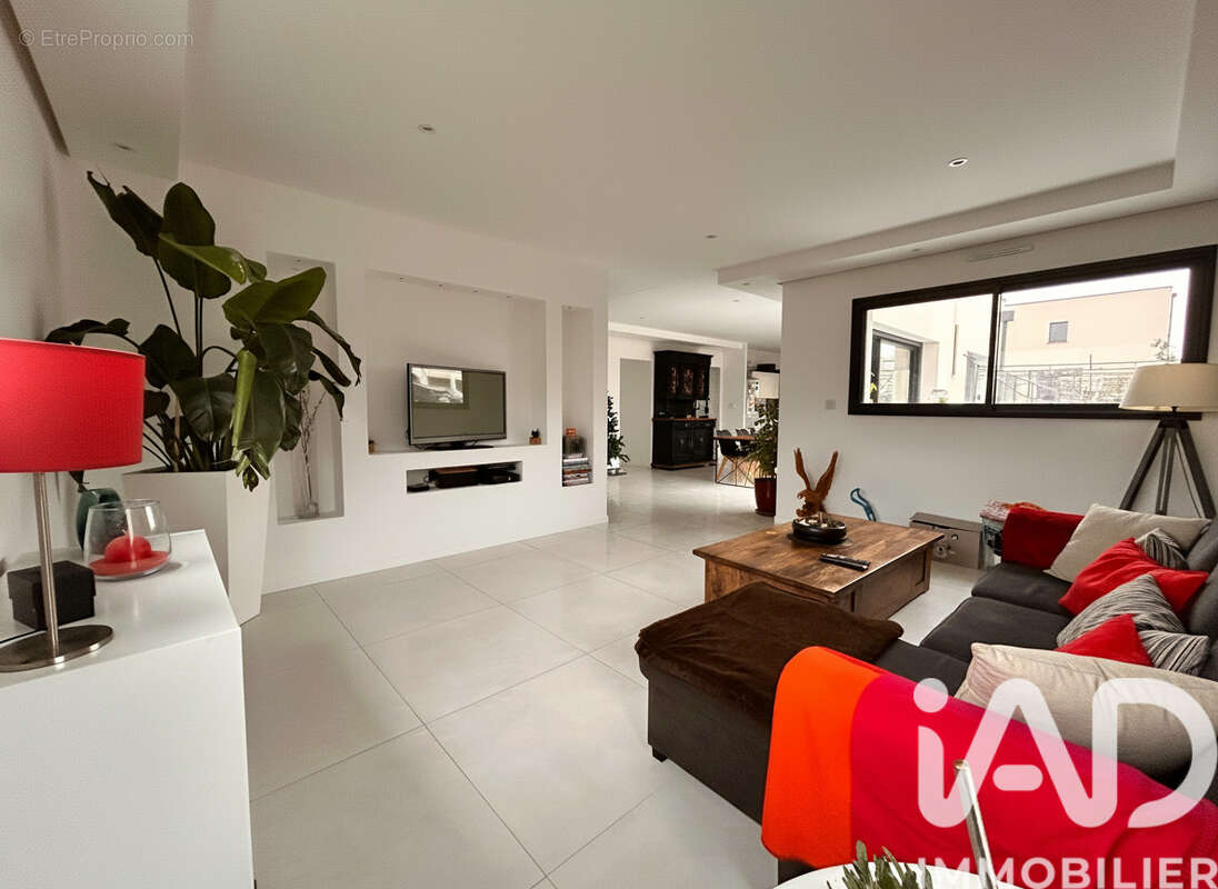 Photo 8 - Maison à SAINT-ERBLON