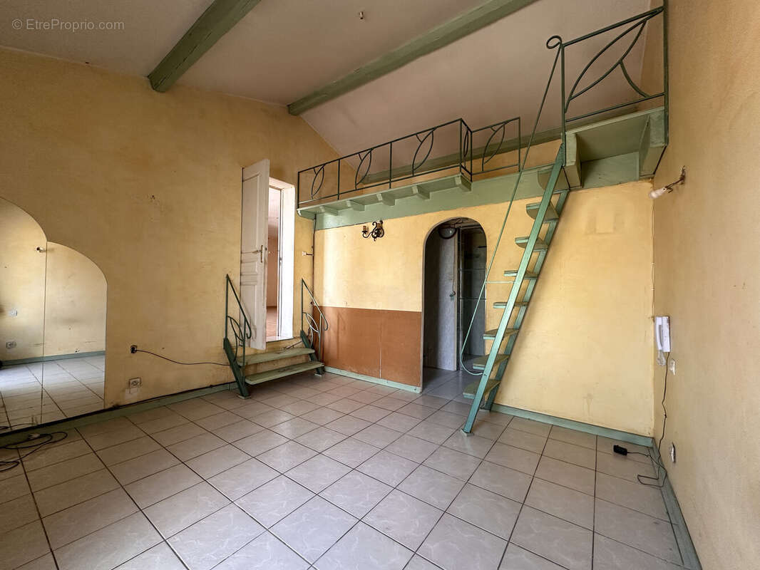 Charmante villa de type 5 - en plain pied - montady - photo 9