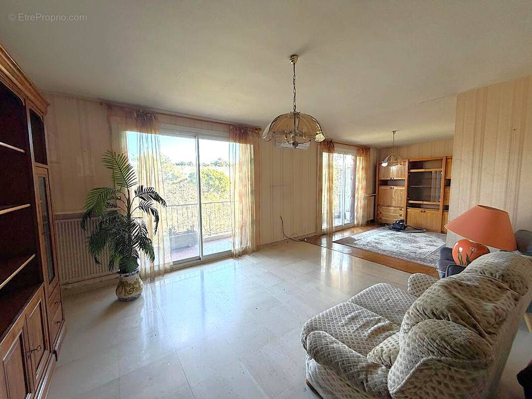 Appartement à MARSEILLE-13E