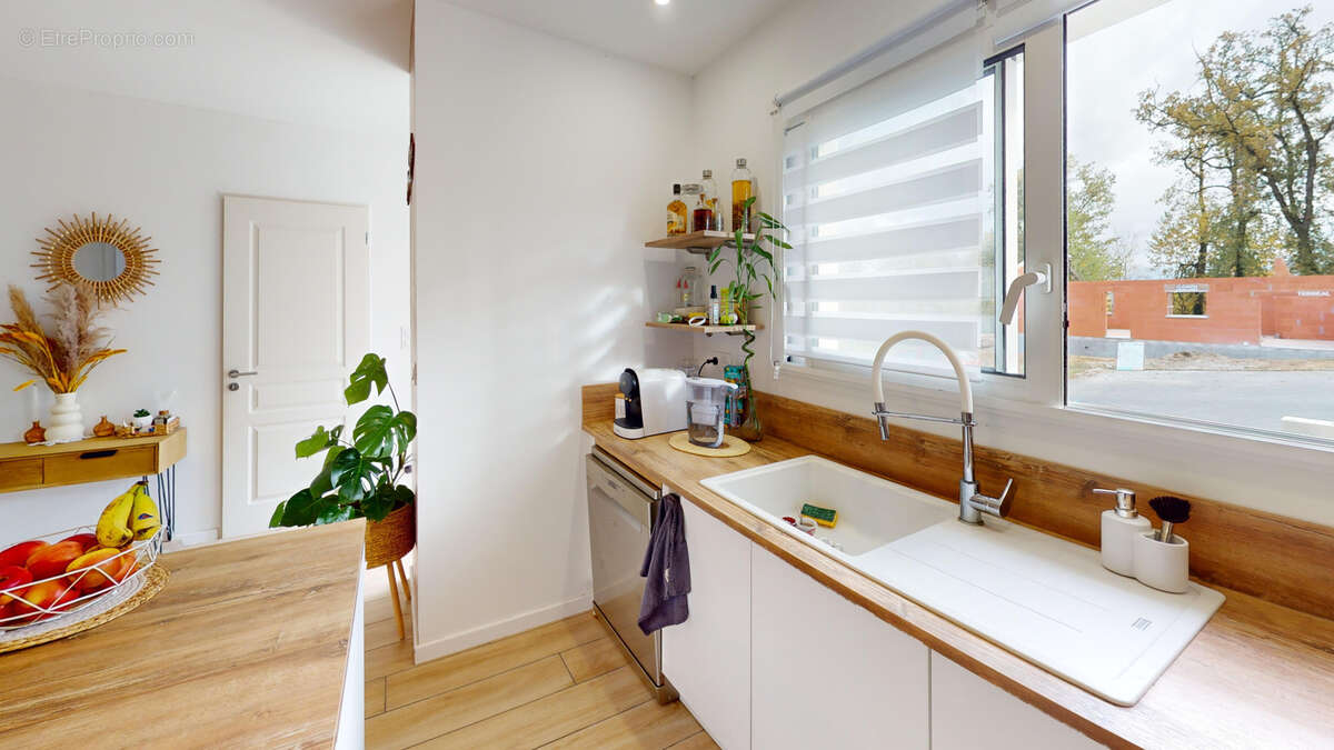 Maison à LASGRAISSES