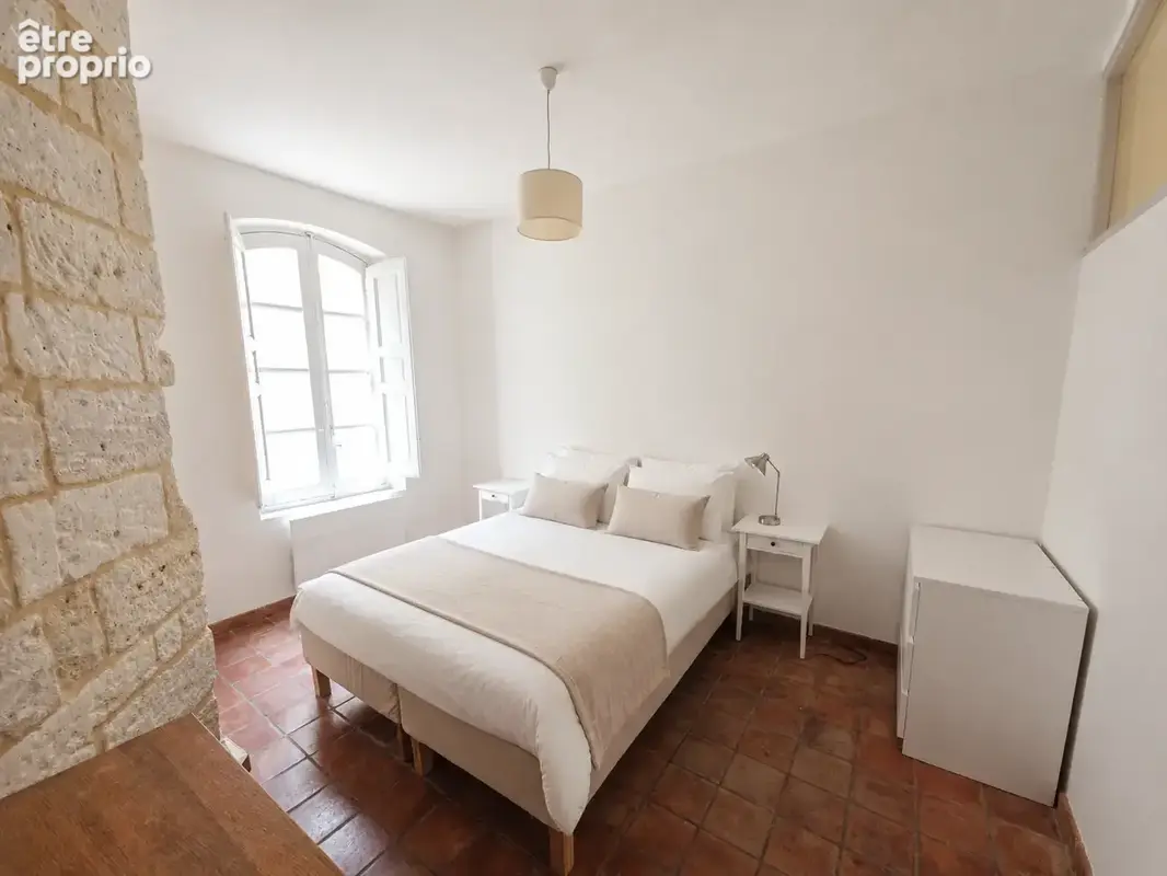 Appartement 2 chambres au cœur du centre-ville d'Arles - photo 5