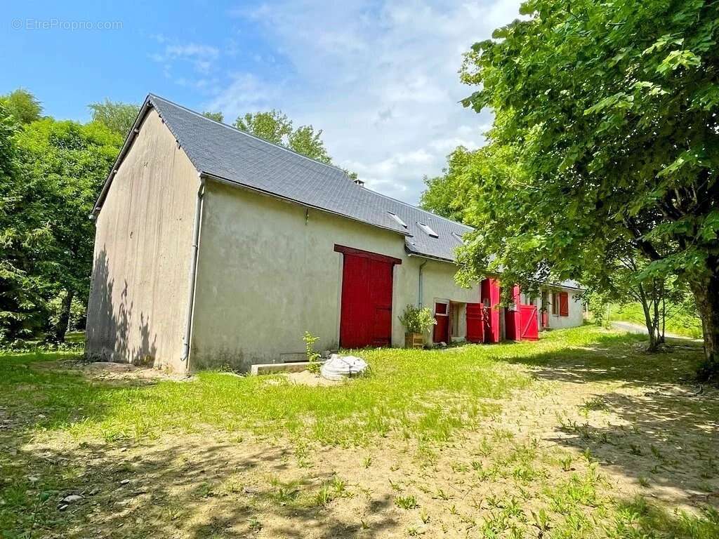 Maison à SAINT-BRISSON