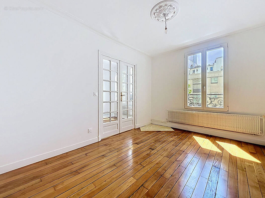 Appartement à CLICHY