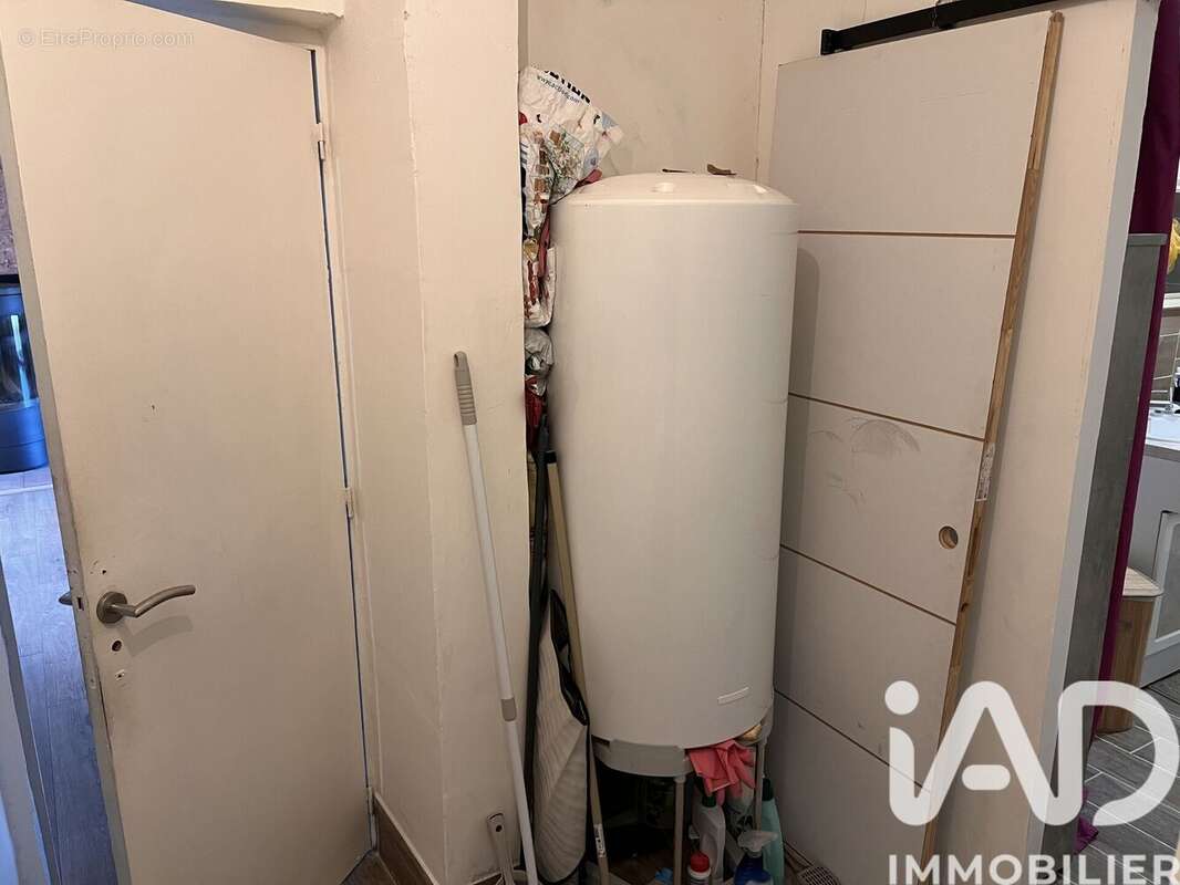 Maison 138 m² à Saint-Romain  - photo 9
