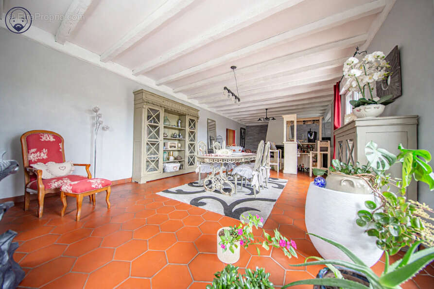 Demeure d'architecte, 8 chambres, piscine couverte - photo 7