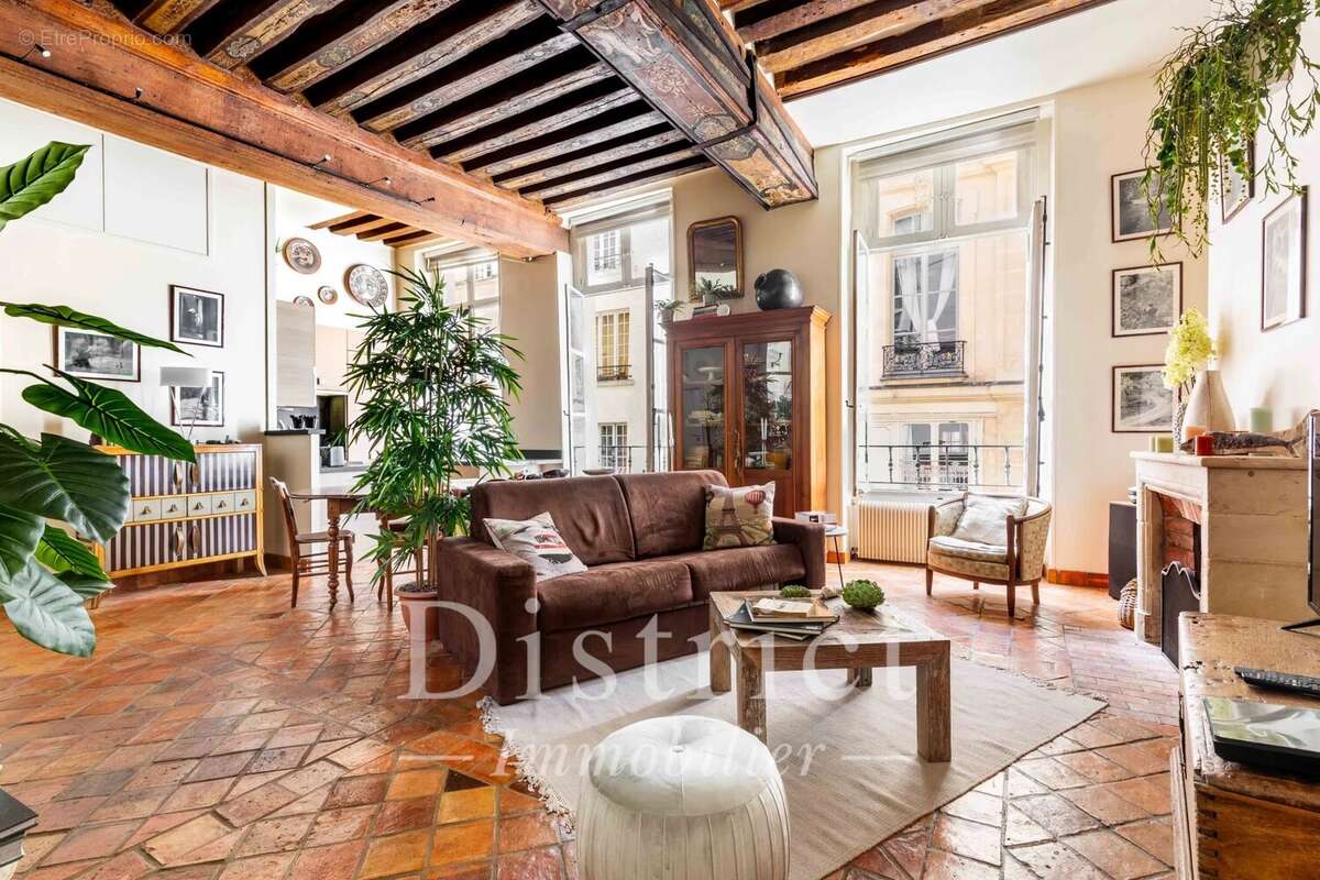 Appartement à PARIS-4E