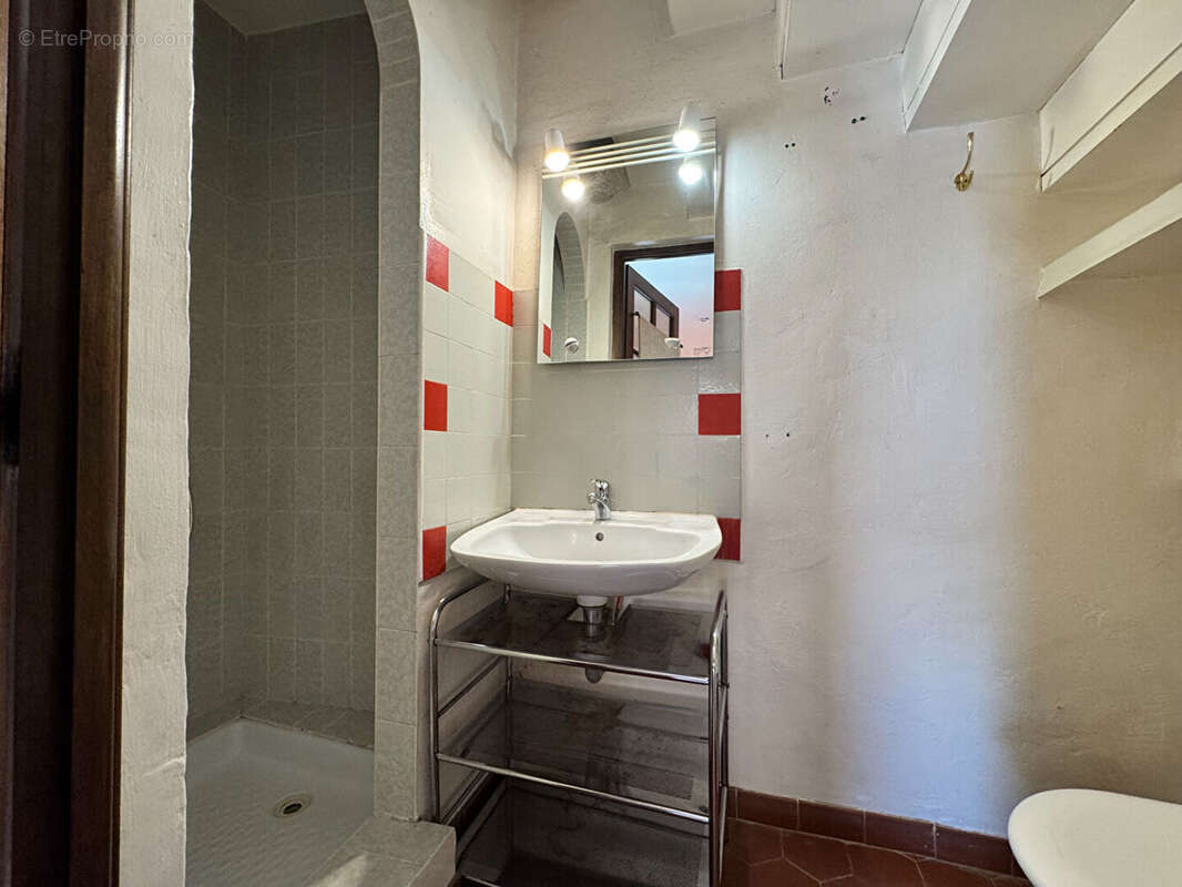 Appartement à L'ISLE-SUR-LA-SORGUE