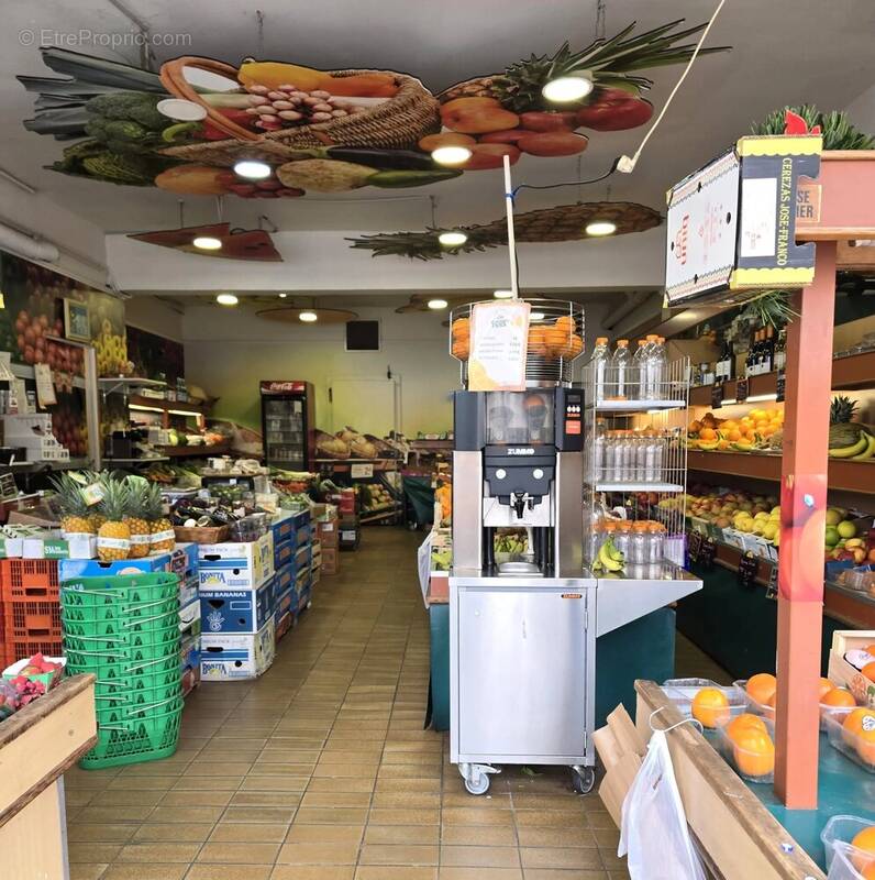 Commerce à PARIS-13E