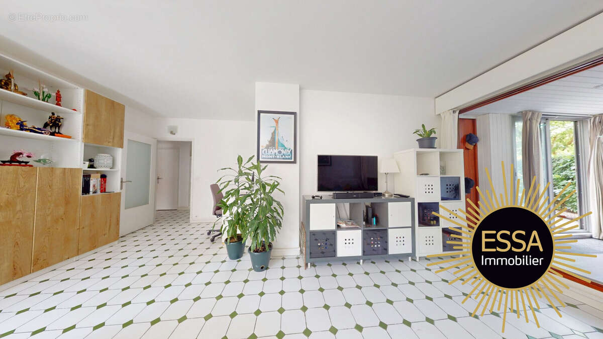 Appartement 77 m² à Rocquencourt  - photo 3