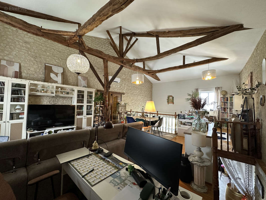 Maison à CHALLIGNAC