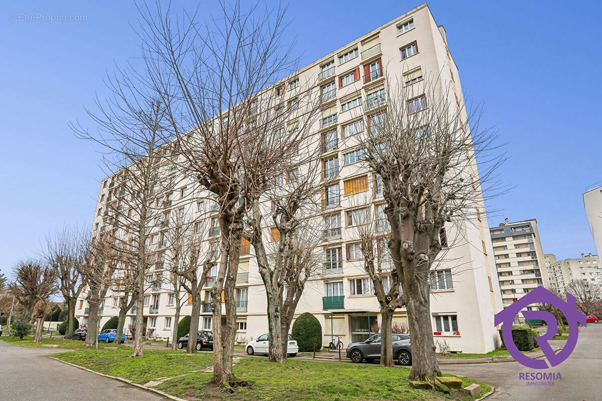 Appartement à CHATILLON