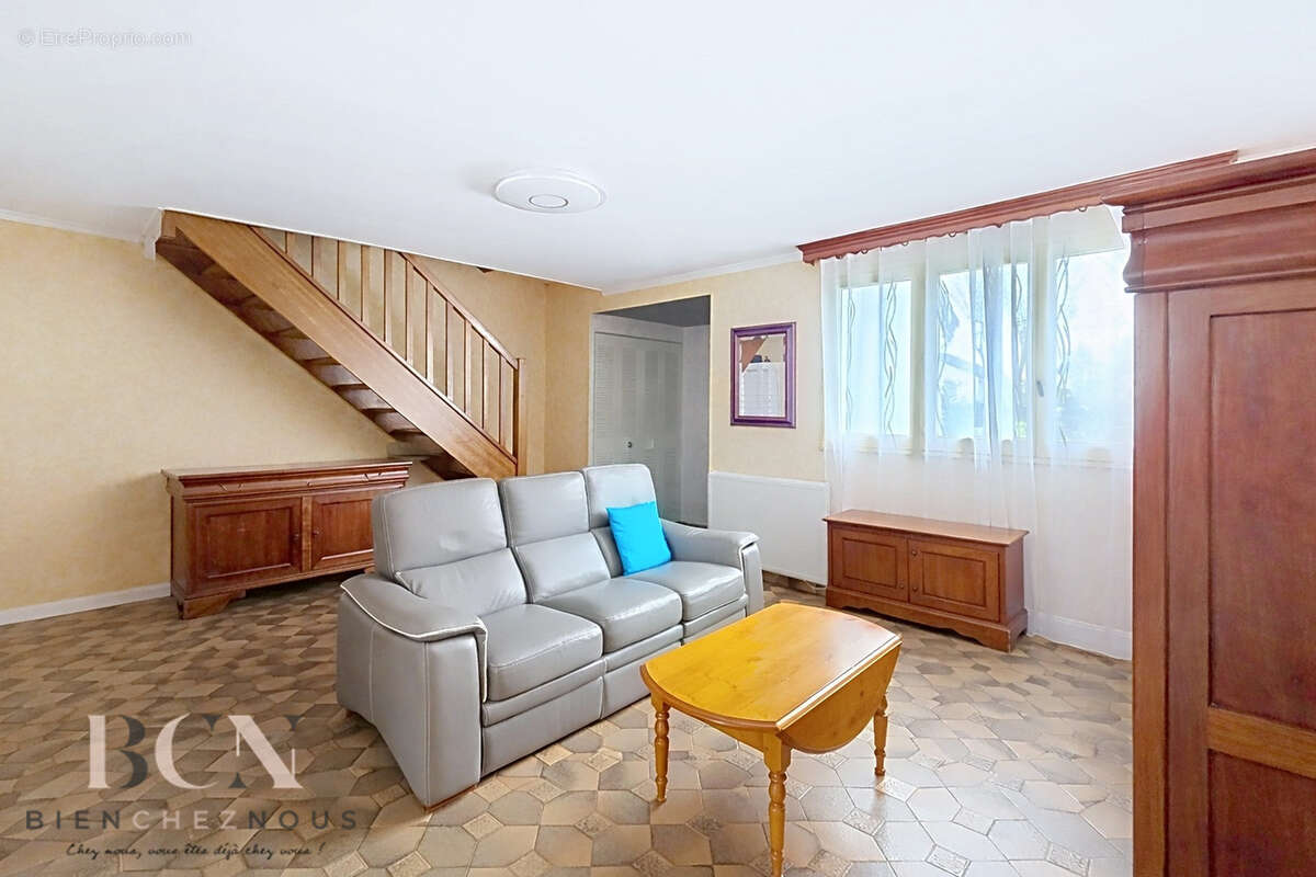 Maison à BOUFFEMONT
