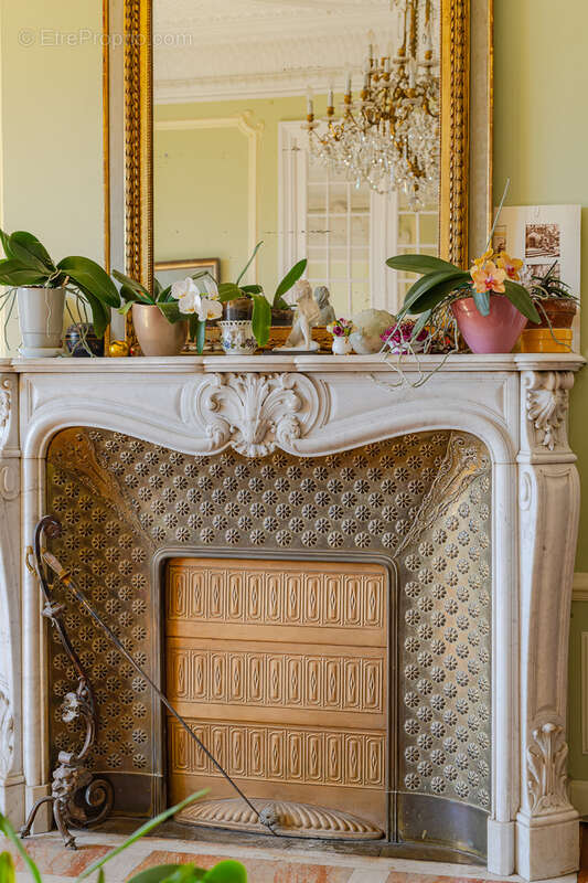 Appartement à MARSEILLE-1E