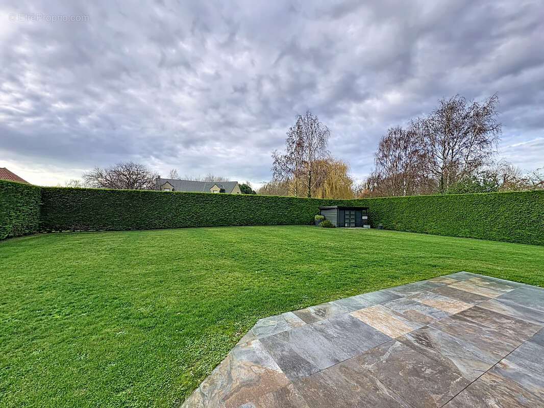 Maison à NEUVE-CHAPELLE