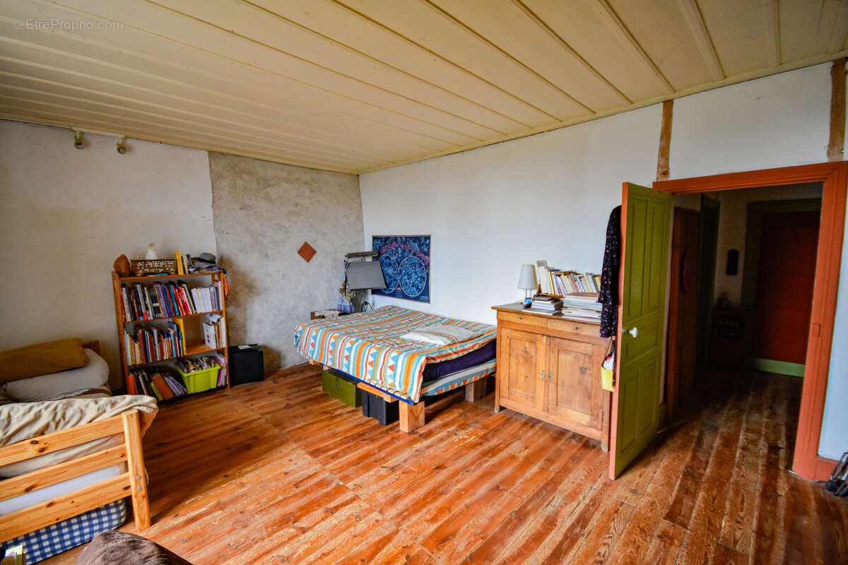 Maison à AUTRAC
