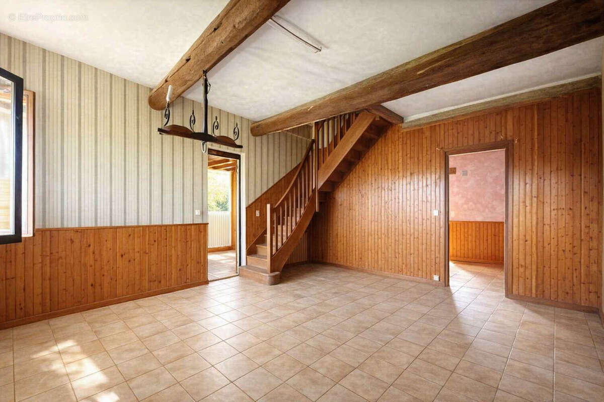 Maison à CHARREY-SUR-SAONE