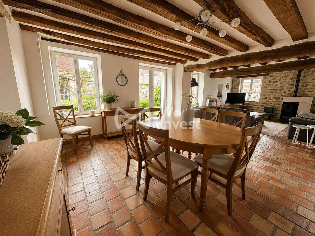 Maison à MONTIGNY-L'ALLIER