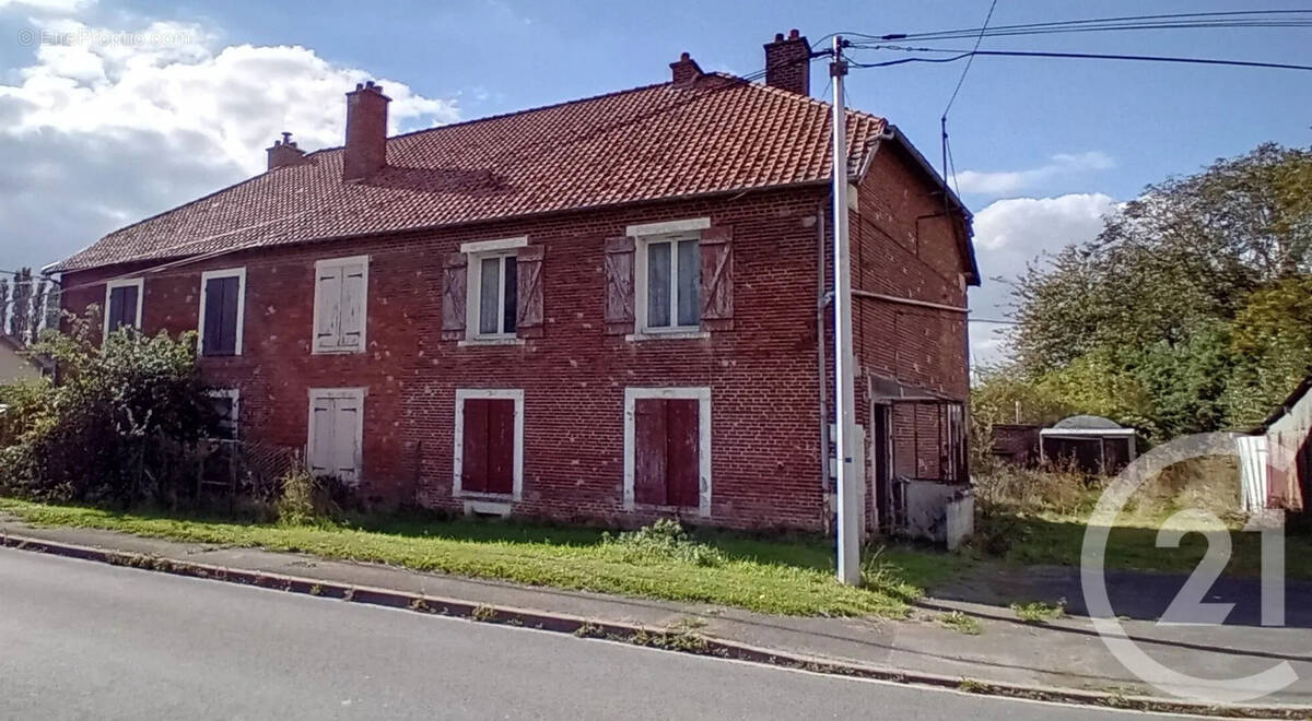 Maison à NESLE