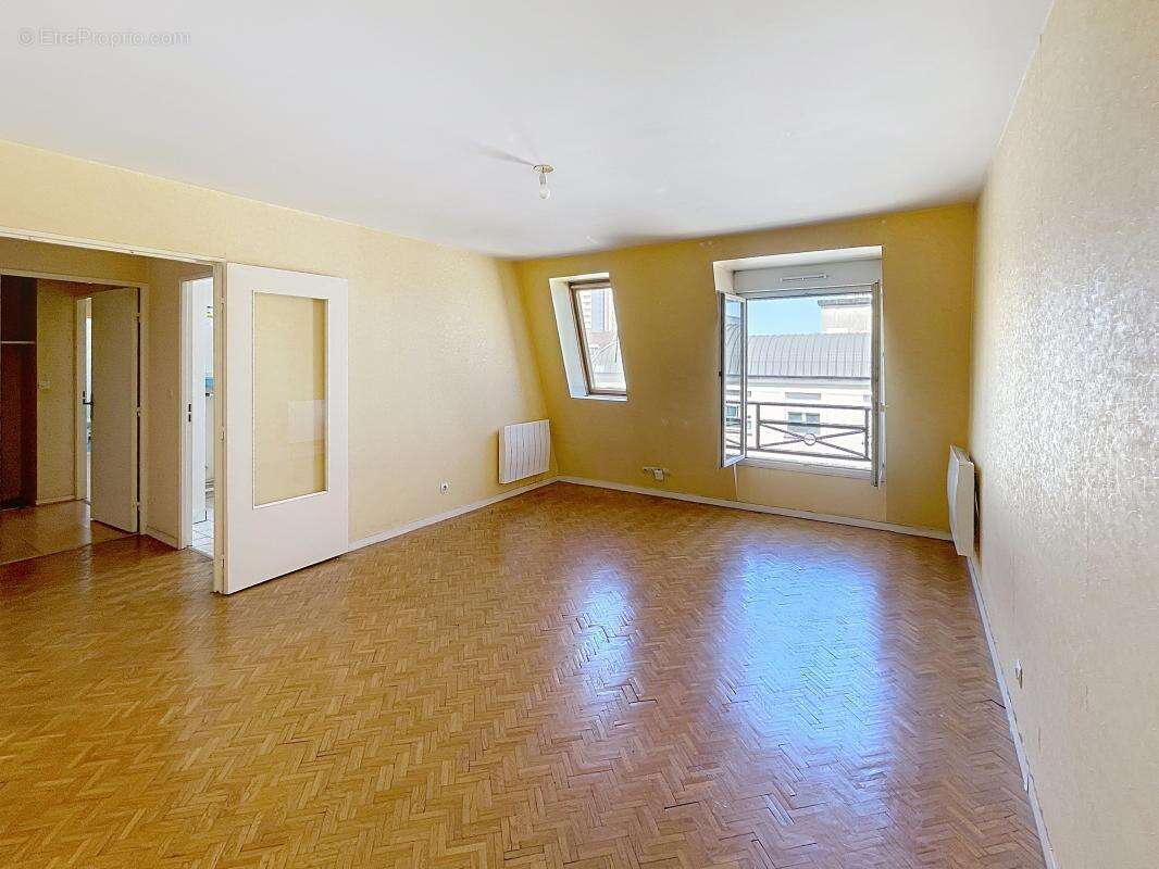 Appartement à CHOISY-LE-ROI