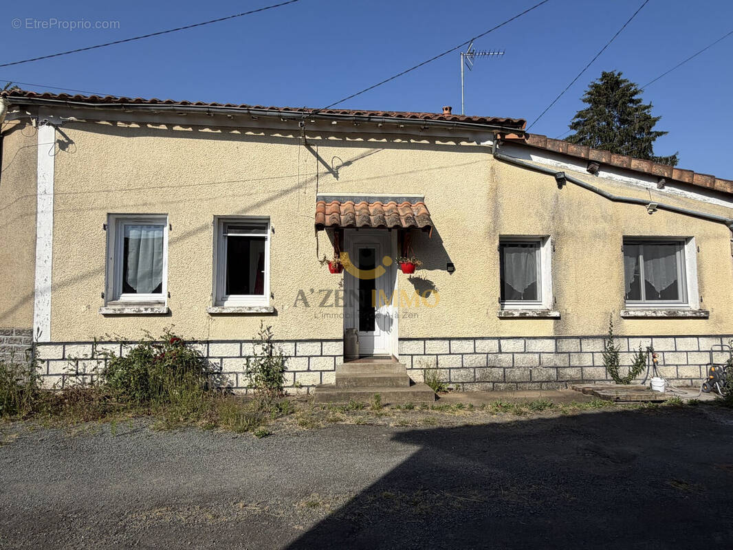 Maison à SECONDIGNY
