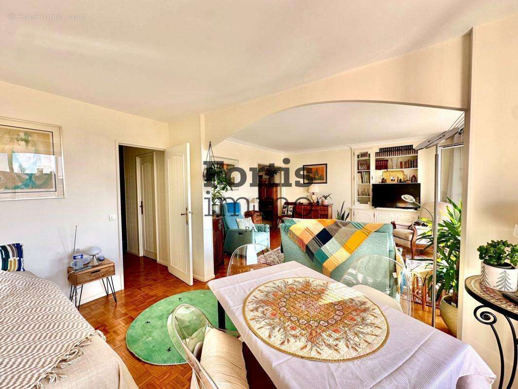 Appartement à SAINT-GRATIEN