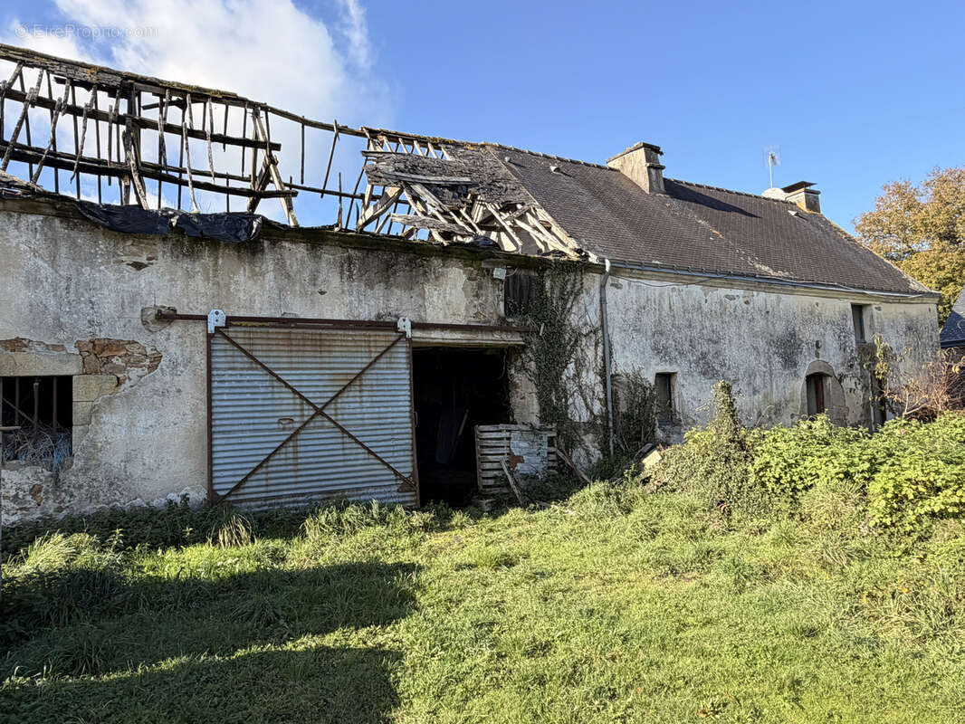 Maison à SURZUR