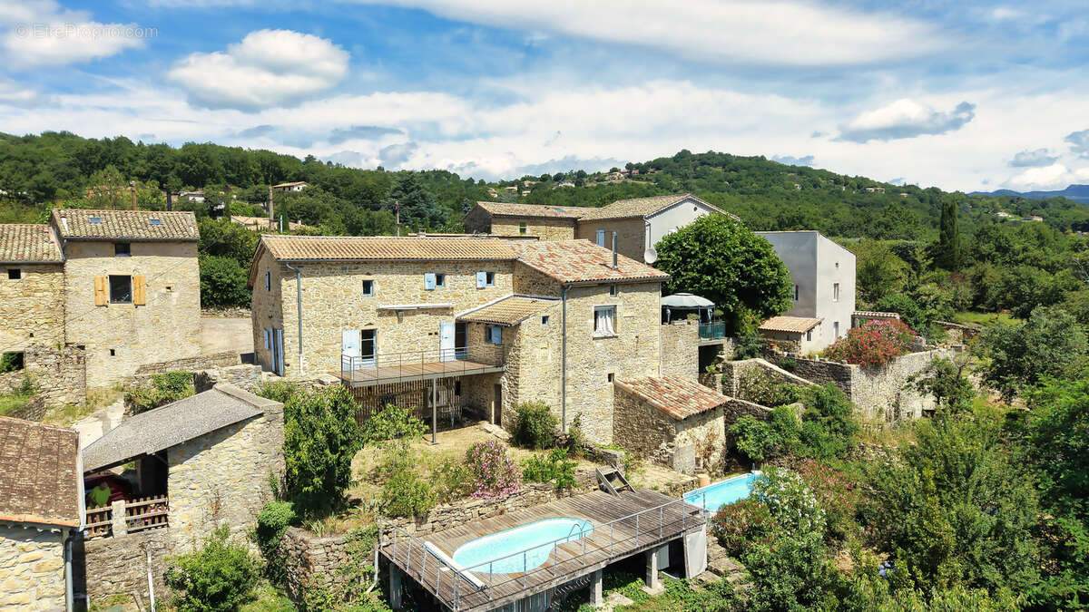 Maison à AUBENAS