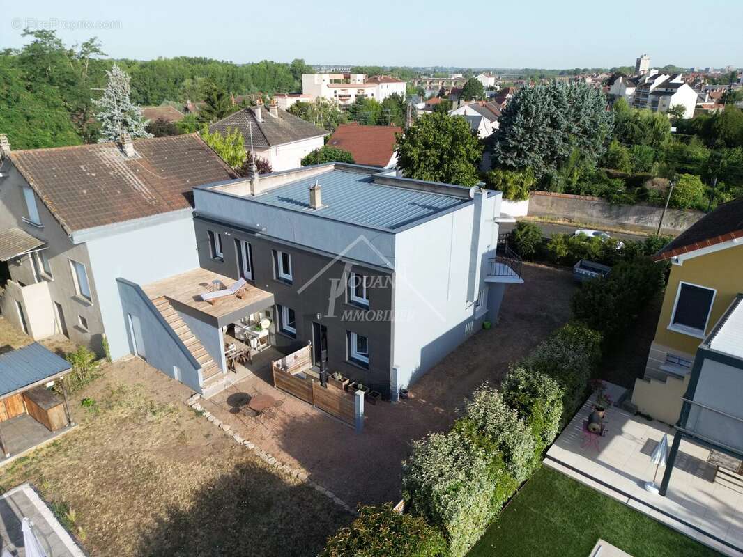 Maison à MOULINS