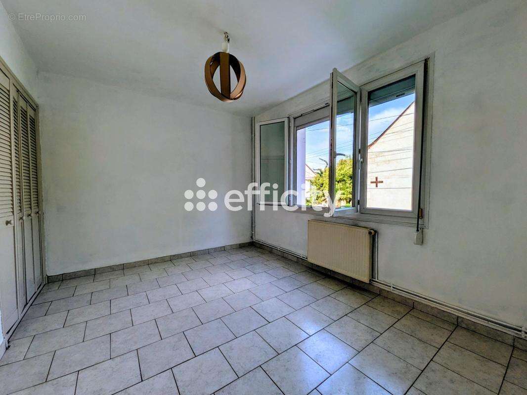 Maison 166 m² à Azay-Le-Rideau  - photo 18