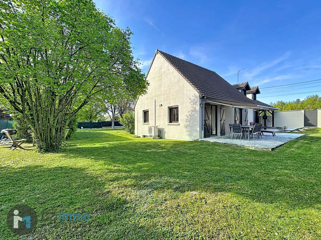 Photo 2 - Maison à SAINT-ETIENNE-SOUS-BARBUISE